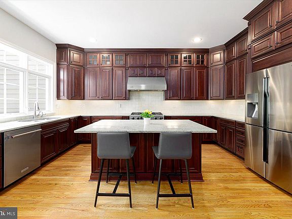 5th image of 6741 Darrells Grant Pl