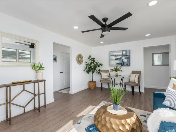 2803 Henry St, Honolulu, HI 96817
