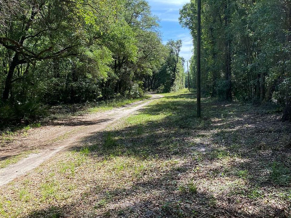 2nd image of 4 NW West South Dr Lot 127