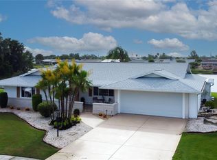 1407 Brattleboro Cir, Sun City Center, FL 33573
