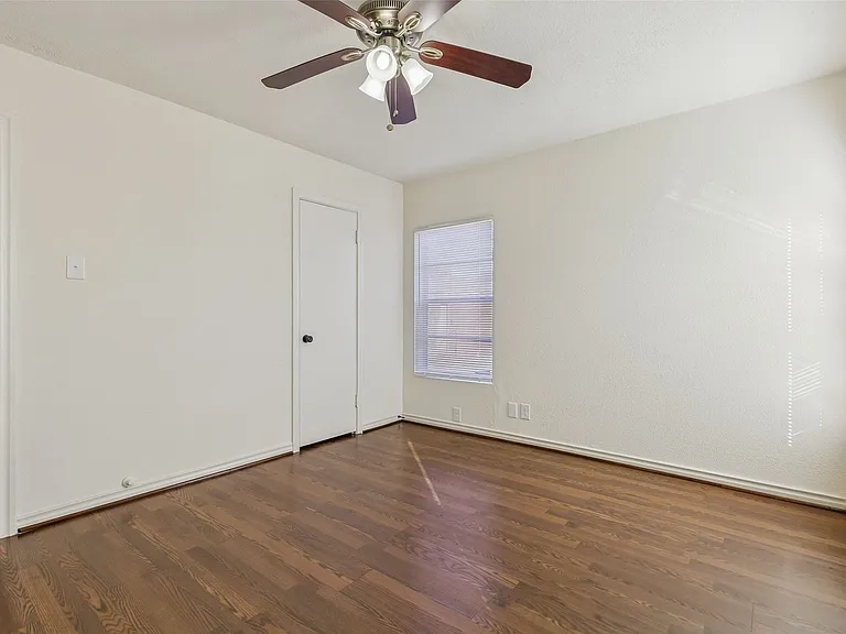 6341 Sudbury Dr — Photo 21