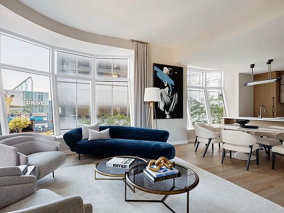 3rd image of 515 18th St #610