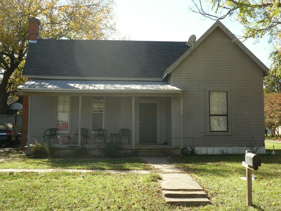 1st image of 507 N Live Oak Ave