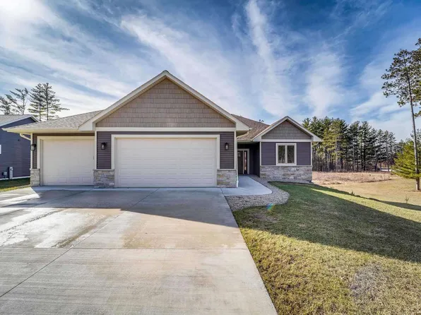 808 Saddle Ridge, Portage, WI 53901