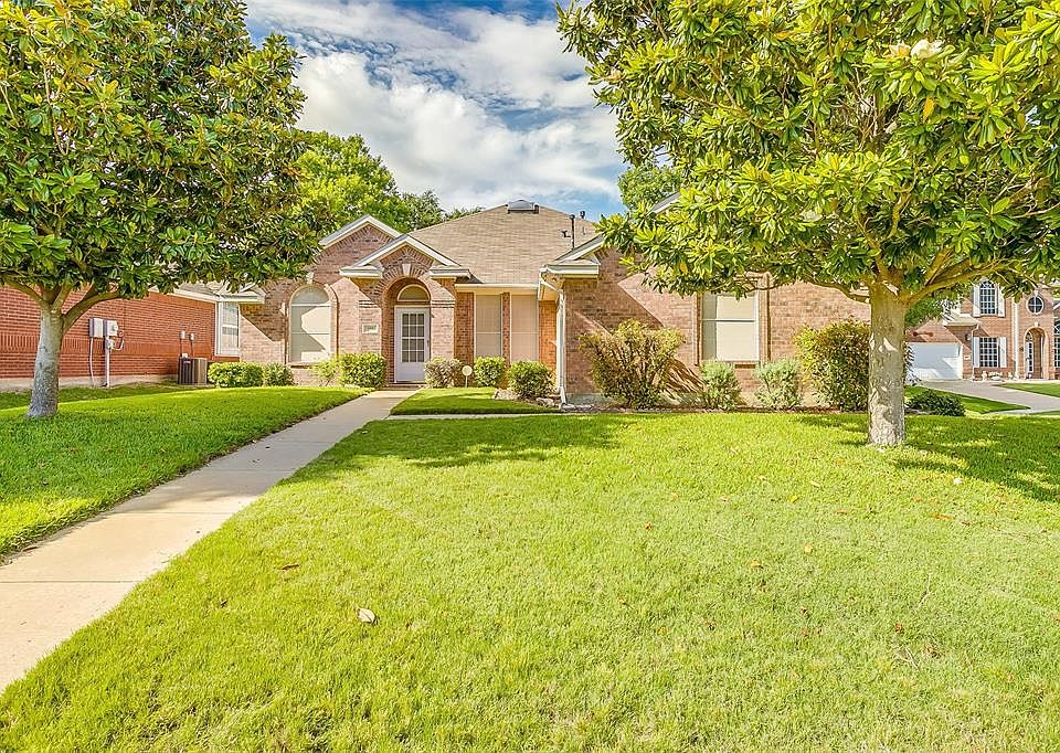 1st image of 505 Oakdale Ct