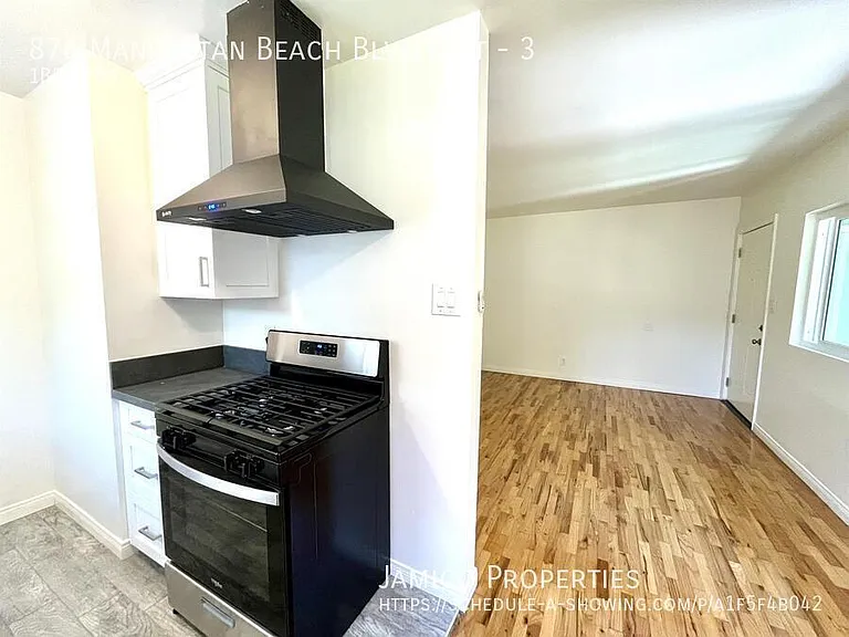876 Manhattan Beach Blvd #3 — Photo 17