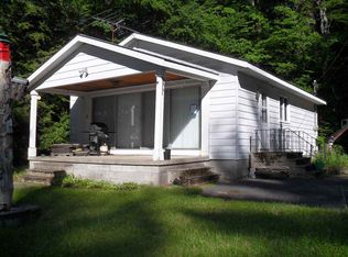 144 Shady Bay Ln, Broadalbin, NY 12025