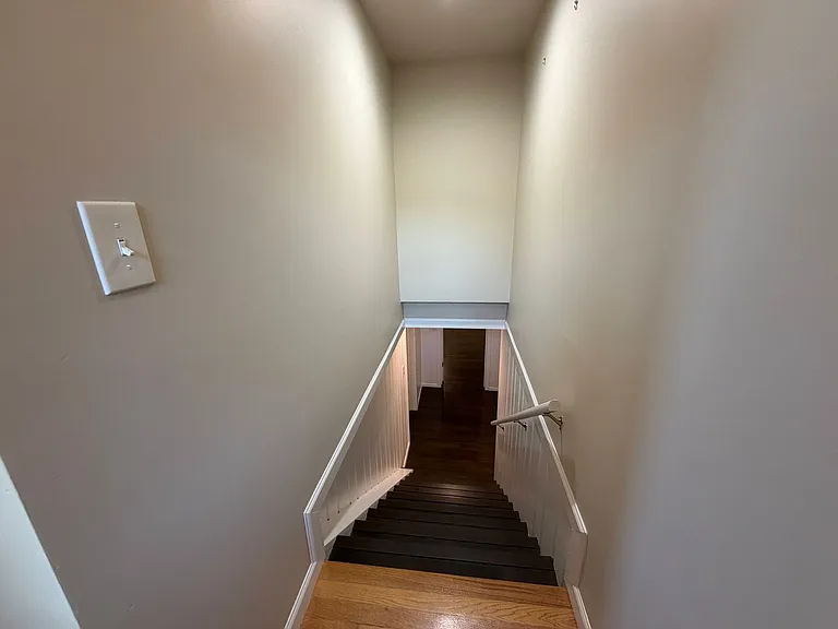 924 N Union Ave — Photo 25