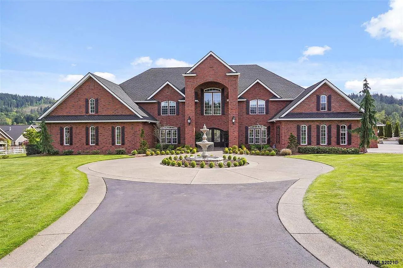 3906 Corredale Dr S photo 1