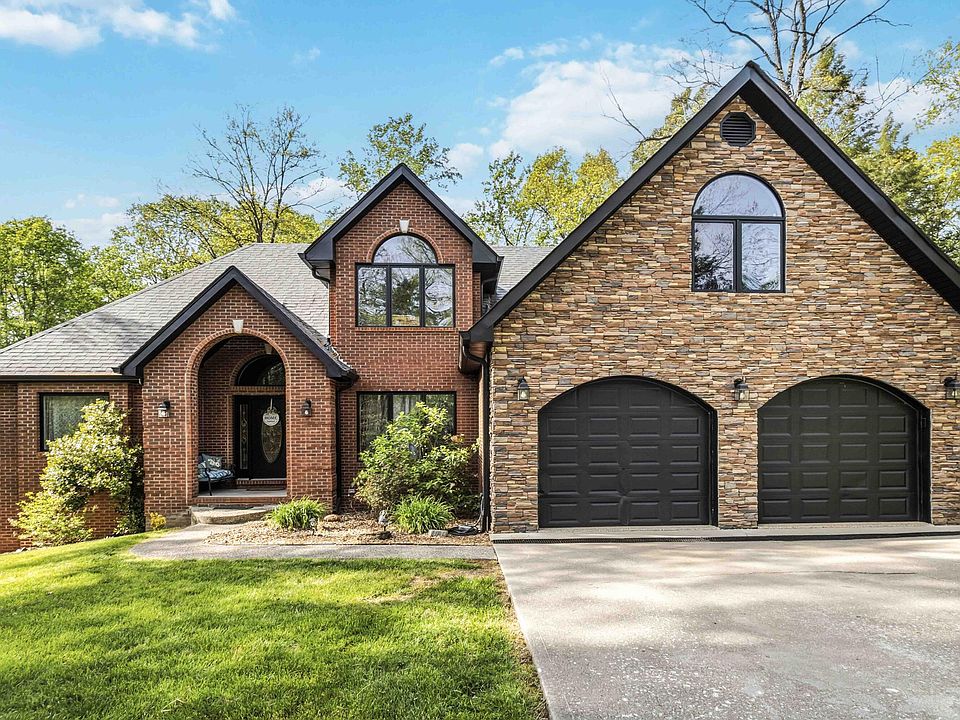1st image of 90 Briar Ln