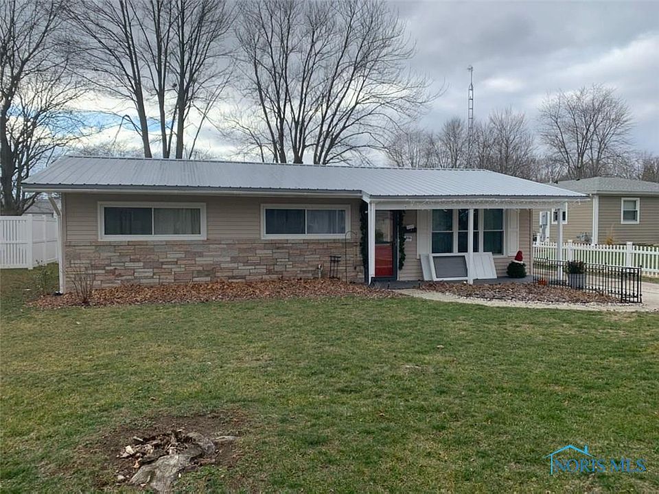 1st image of 416 Oxford Dr