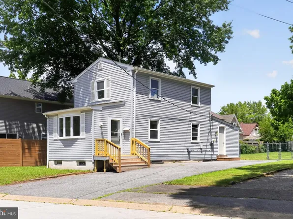 300 11th St, New Castle, DE 19720