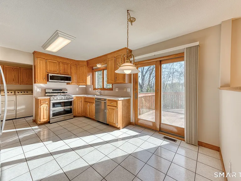 57 Four Rod Rd — Photo 7