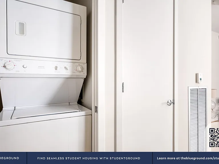 Washer/Dryer in Apartment