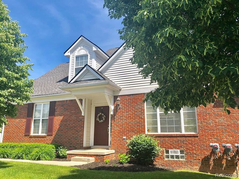 1st image of 29338 Weston Dr #1