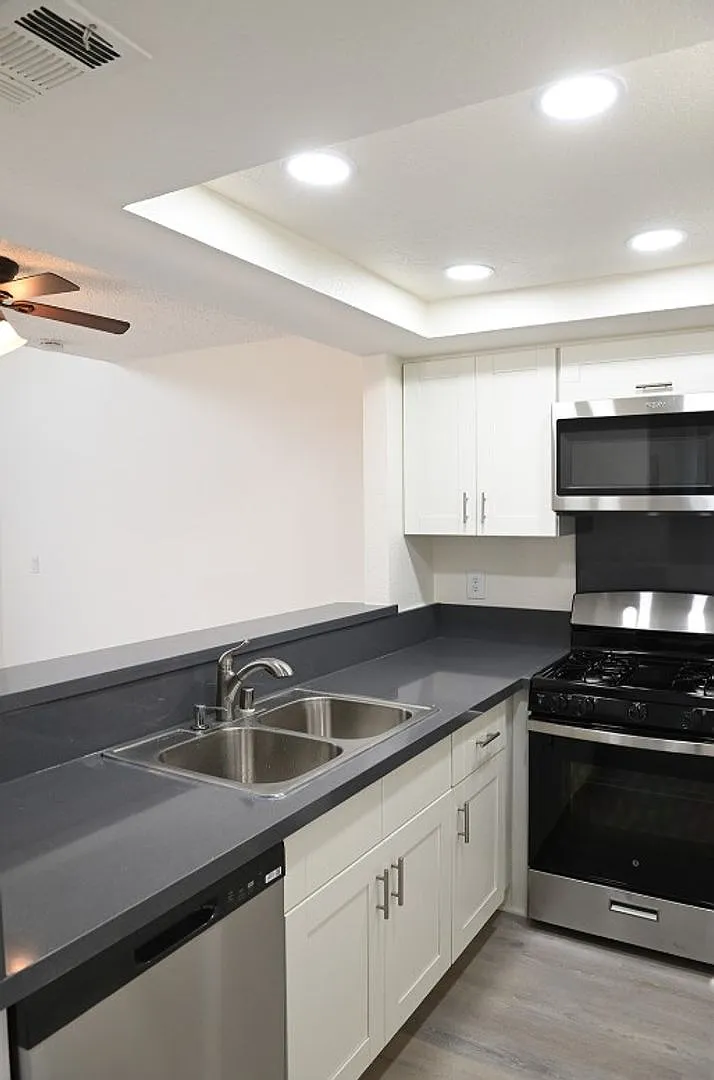 Villas at Columbia, LLC — Photo 1
