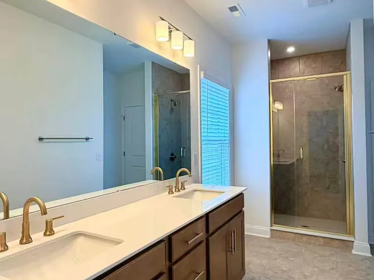 6117 Daisy Dale Dr — Photo 9