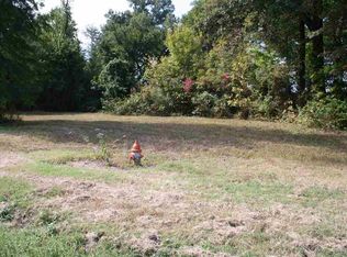 130 Panola Dr, Martin, TN 38237