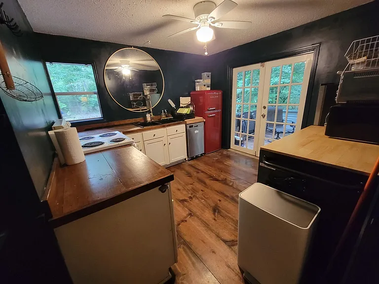 439 Martin Church Rd — Photo 3
