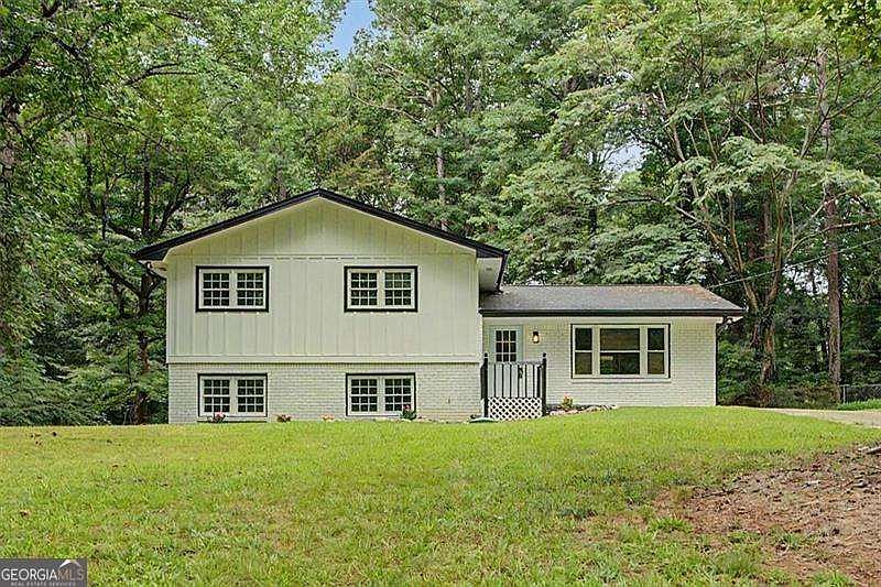 1st image of 4914 Howard Dr