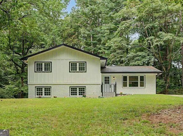 4914 Howard Dr, Powder Springs, GA 30127