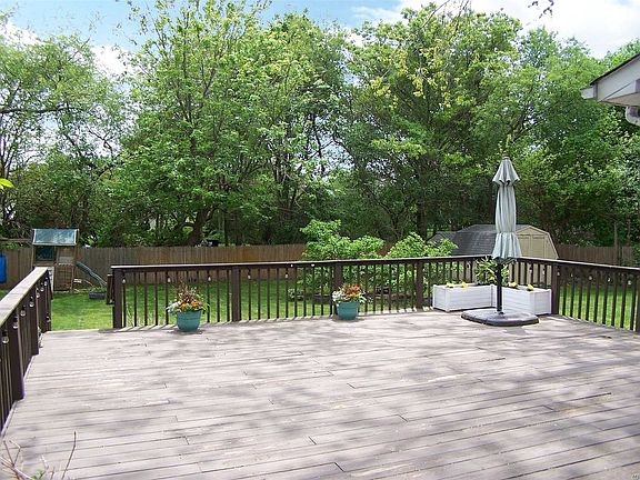 4th image of 6 Fairway Dr
