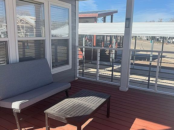 4th image of 2118 N Florida Ave #41