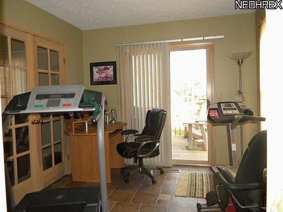 5th image of 2604 Taylor Ln