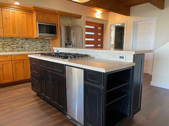 3rd image of 2066 Vista Del Mar Dr