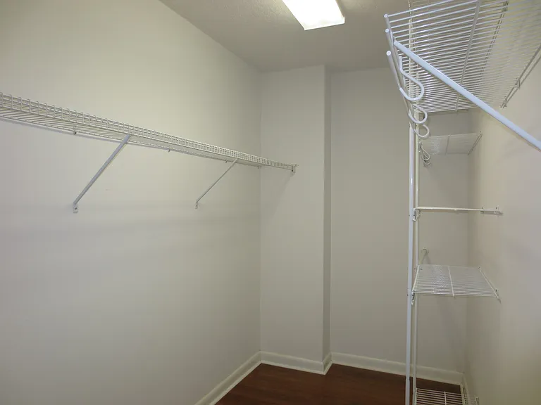 3132 Brunswick Cir — Photo 17