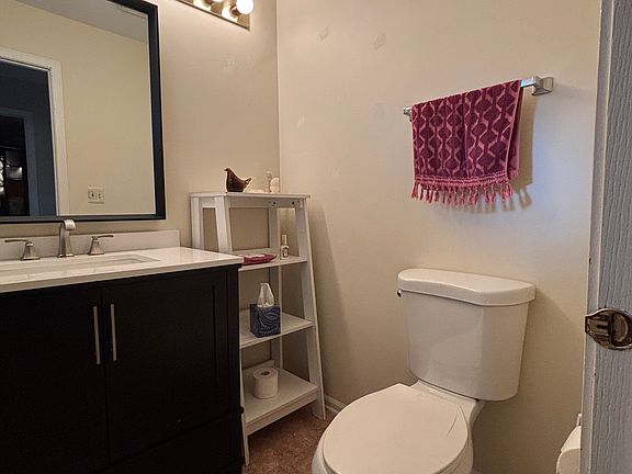 4th image of 781 N Shady Oaks Dr