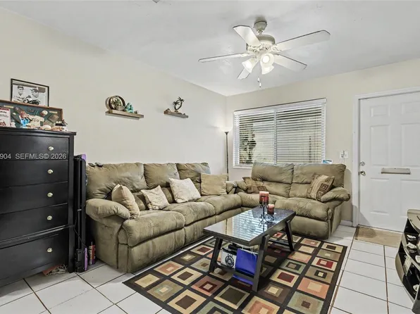 2516 Hayes St APT 10, Hollywood, FL 33020