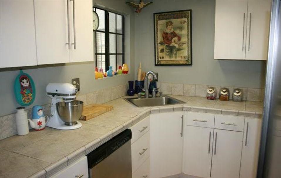1st image of 1101 Packers Cir Unit 6