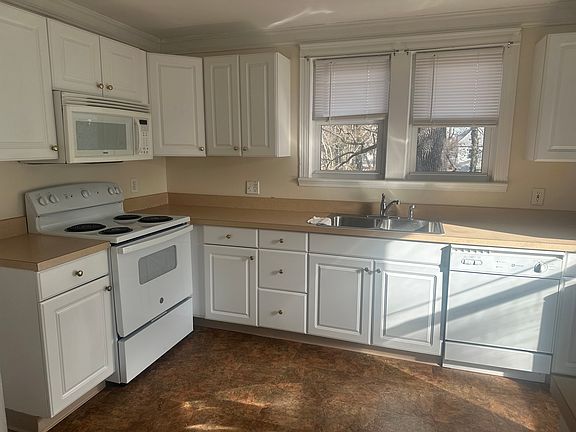 5th image of 9 Howard St Floor 2