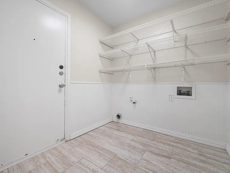 10102 Missel Thrush Dr — Photo 37