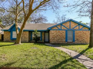 7043 Drowsy Pine Dr, Houston, TX 77092