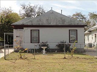 2nd image of 322 SW 41st St