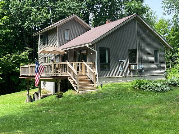 2nd image of 1096 Smithfield Road