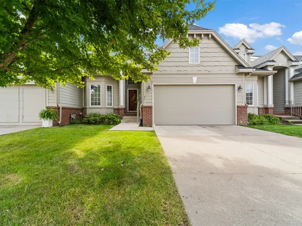 6980 Cody Dr Unit 47, West Des Moines, IA 50266