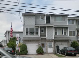 880 Jewett Ave, Staten Island, NY 10314