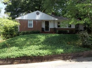 1069 Pinehurst Dr SE, Smyrna, GA 30080