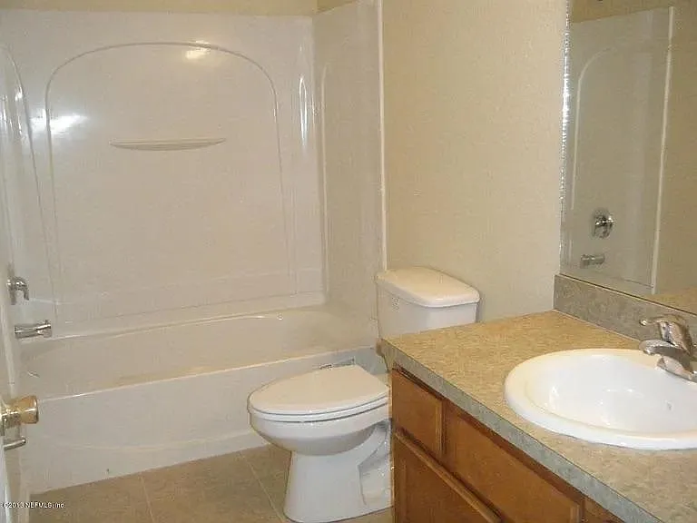 Unit Photo