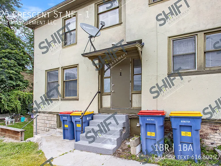325 Crescent St NE #1 — Photo 15