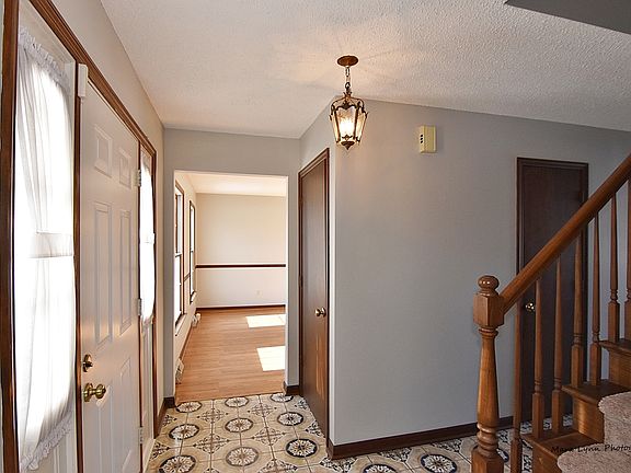3rd image of 2381 Sans Souci Dr