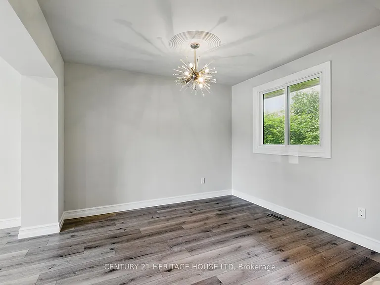 57 Vanbuskirk Dr — Photo 7