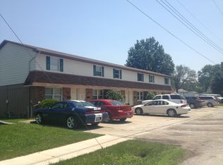 306 N Oak St, Effingham, IL 62401