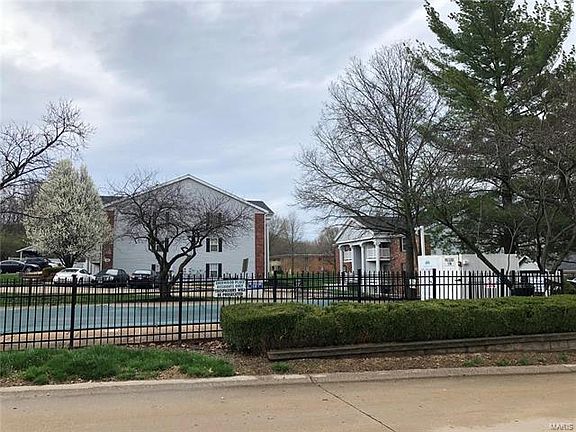 2nd image of 1942 Marine Terrace Dr APT D