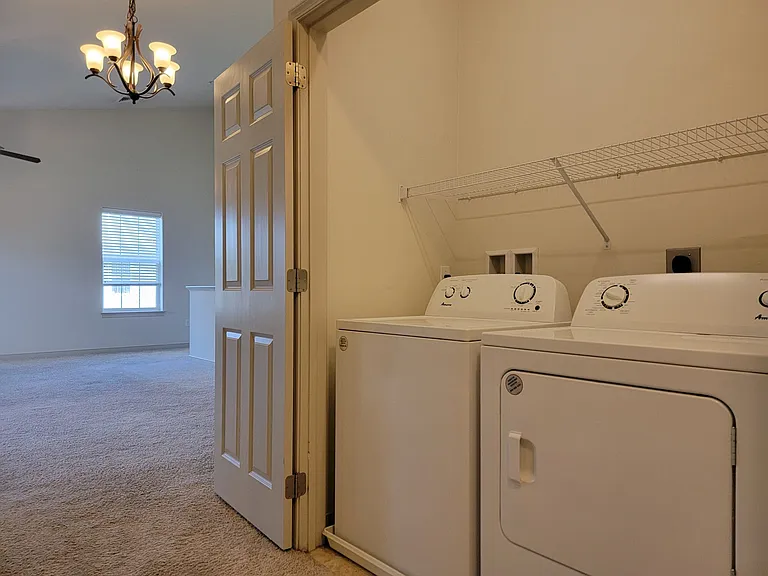 1971 Shady Oak Dr — Photo 10