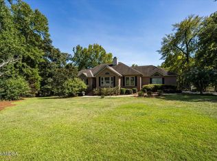 11 Kentwood Pl, Macon, GA 31210