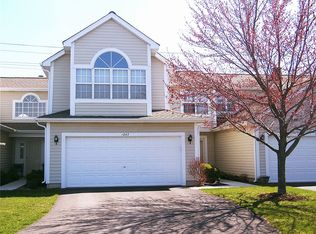 1247 Dunamon Dr, Bartlett, IL 60103